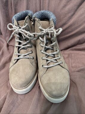 Dr. Scholl's Taupe Suede Padded Collar Platform Shoes